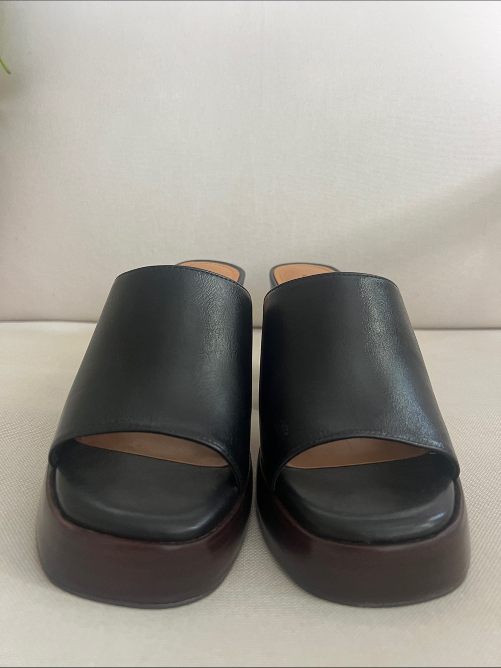 Schutz Women's Rowan Slip-On Sandals - Picture 9 of 12